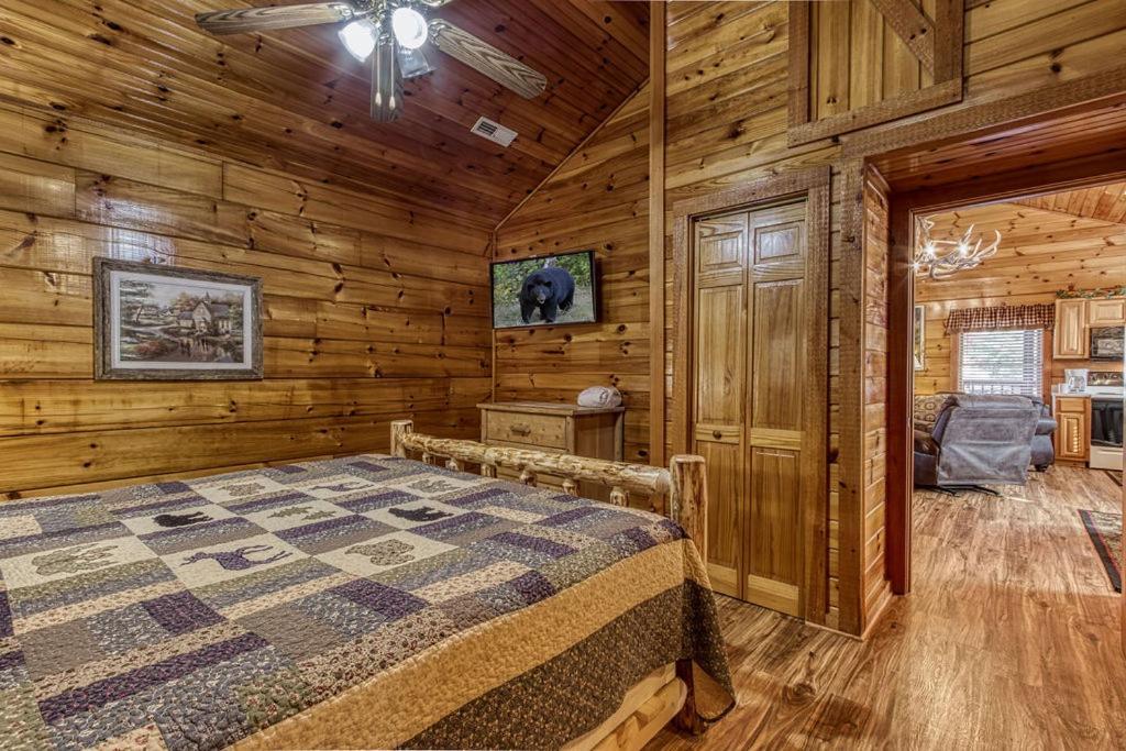 The Nut House, Hot Tub, Game Room, Wifi, 1089 Free Tickets Each Paid Day, Dollywood And More! 鸽子谷 外观 照片